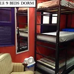 Samba Green Hostel